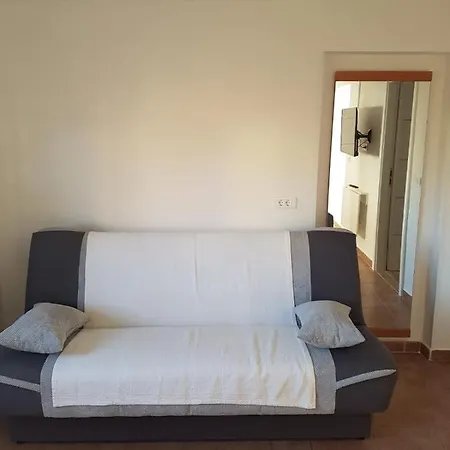 아파트 Apartman Paulo